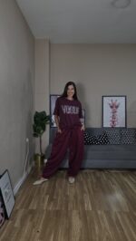 JOGGER CURVI TACHUELAS - Imagen 7