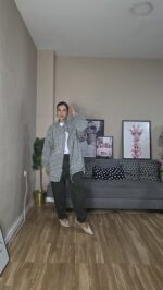 JOGGER CURVI BOTONES - Imagen 8